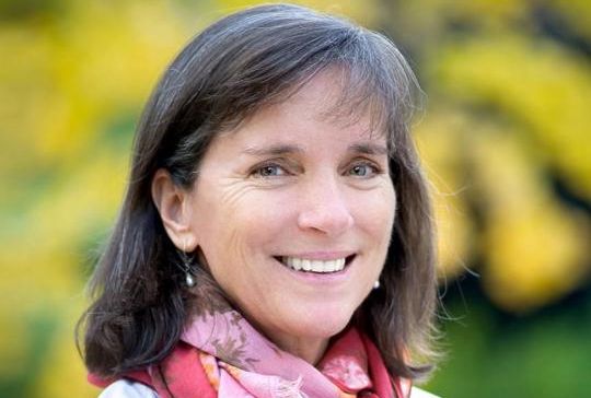 Mary Ruckelshaus headshot